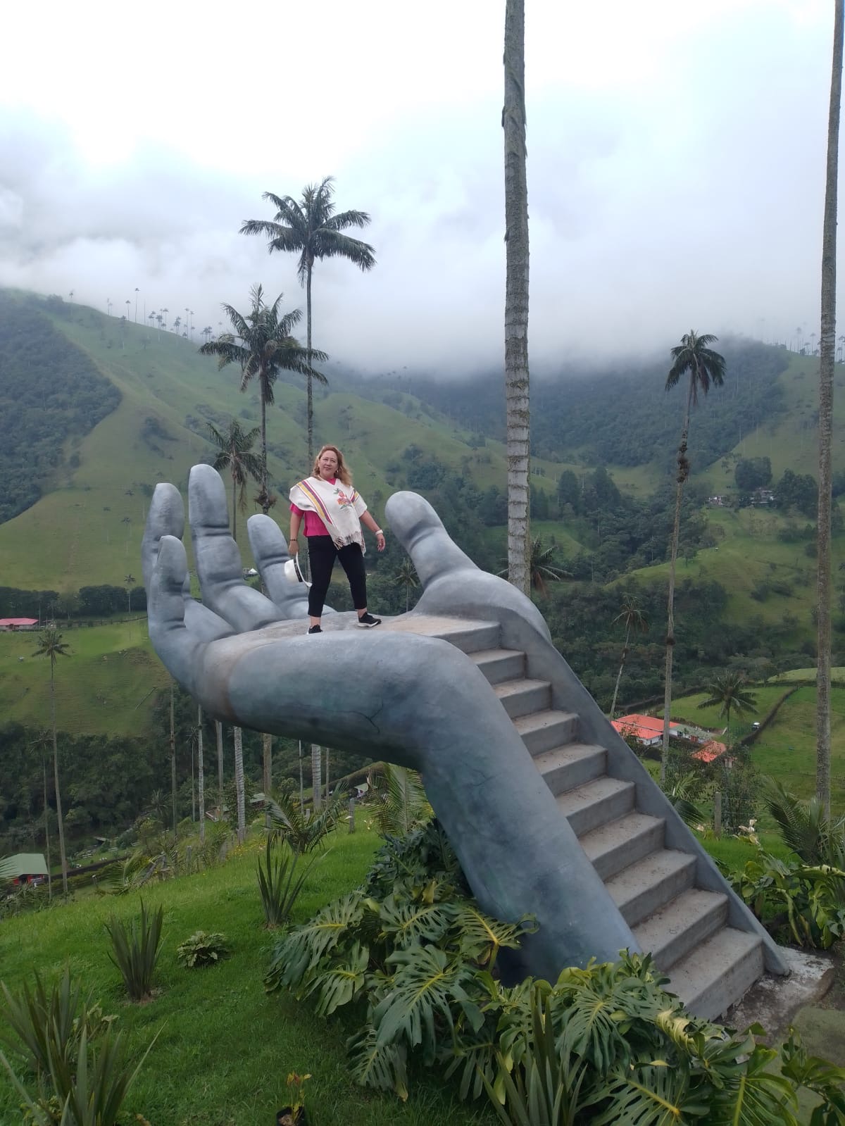 f7040259 d0f6 4880 8123 547004959d29